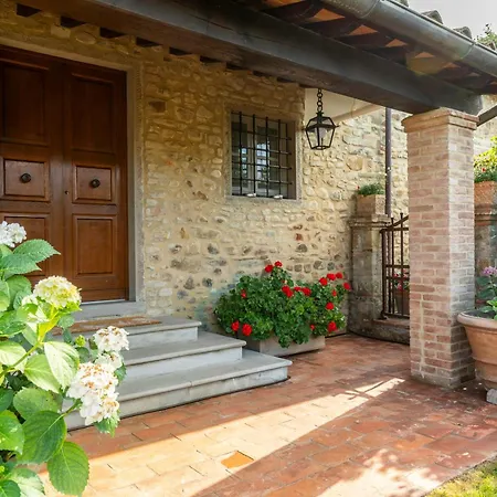 Flat In Hamlet Near * Arezzo