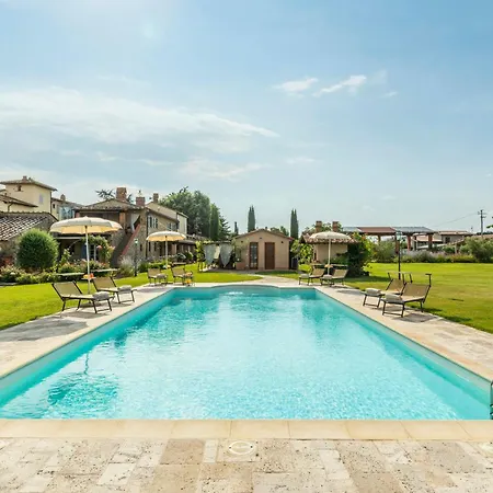 Flat In Hamlet Near * Arezzo